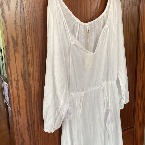 Tularosa  for Revole long sleeve white swim coverup in size XL. NWT - Picture 3 of 5